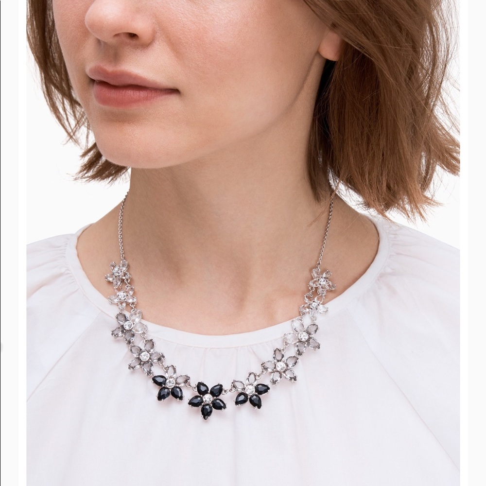 NWT Kate Spade ombré flower necklace - Picture 3 of 7